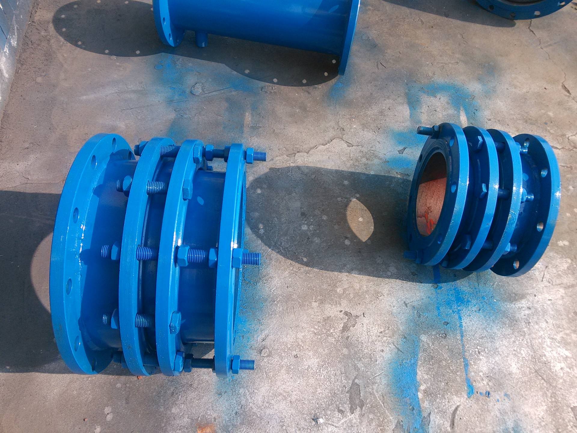 南昌钢制伸缩器