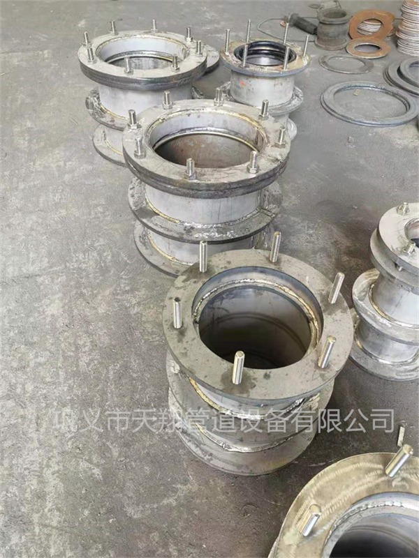 巴中不锈钢防水套管