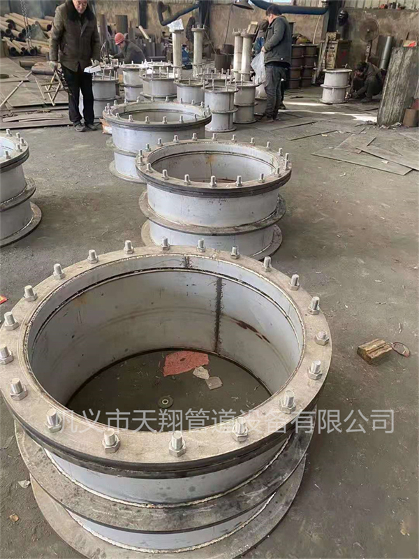 鹤岗不锈钢柔性防水套管