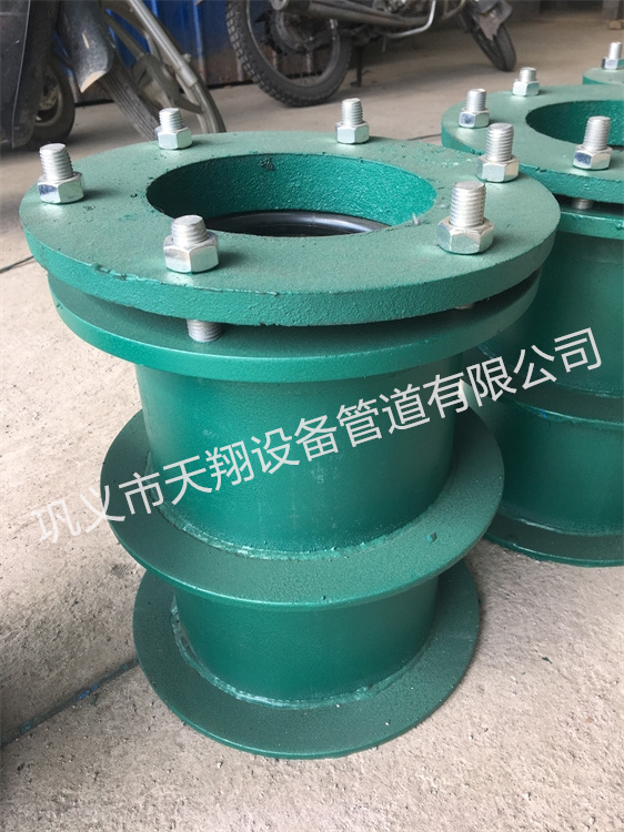 钢制柔性防水套管预埋