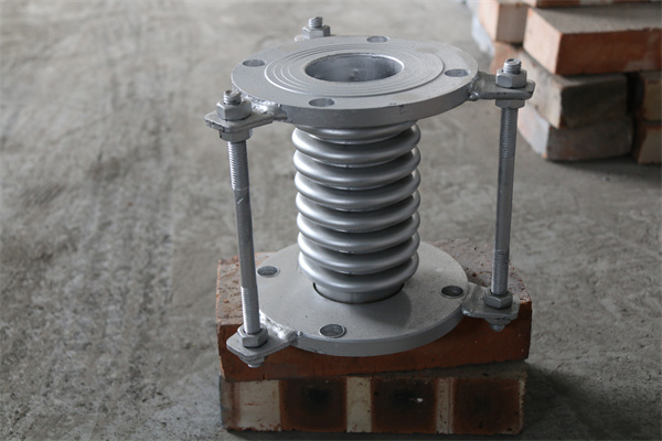 不锈钢波纹管补偿器用途