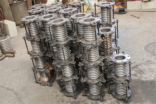 不锈钢波纹管补偿器用途