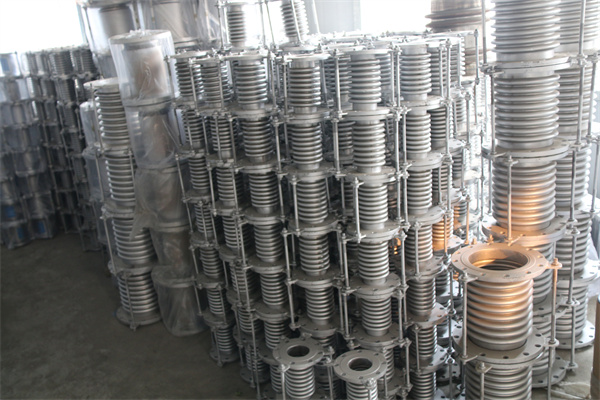 管道波纹管补偿器安装施工图