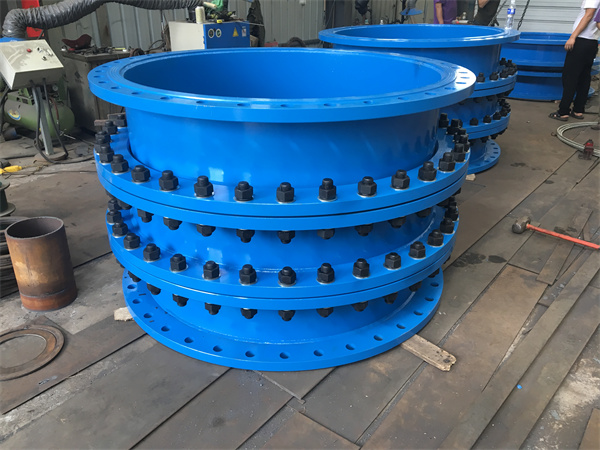 伸缩接头怎么安装图片