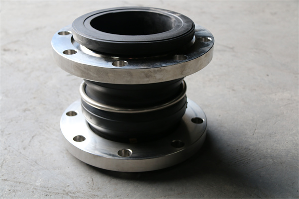 可曲挠橡胶软接头寿命