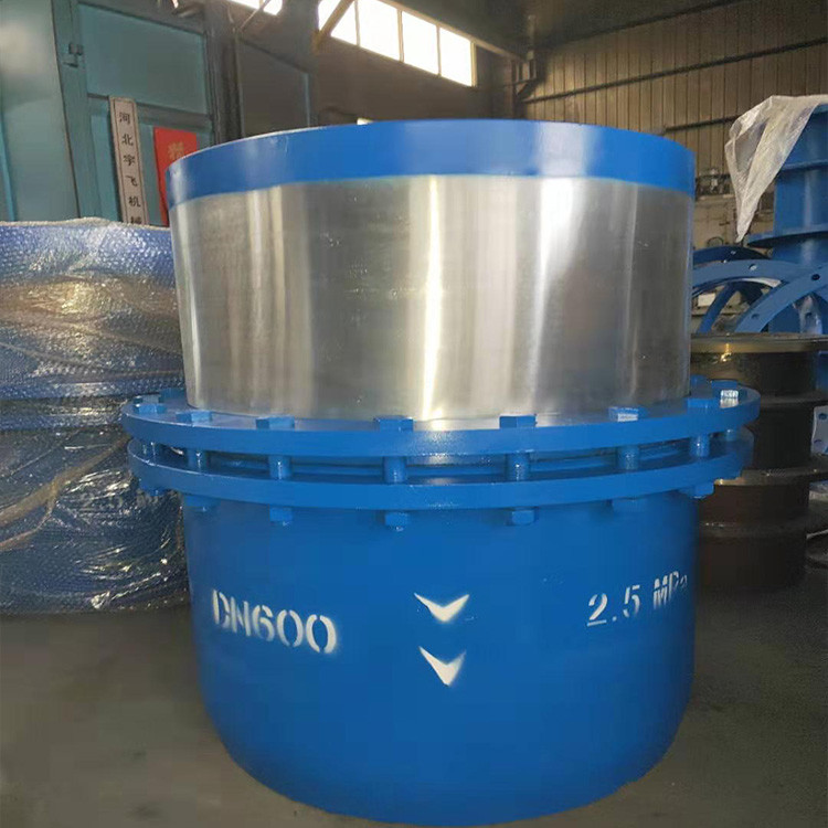 套筒式波纹补偿器的工作原理